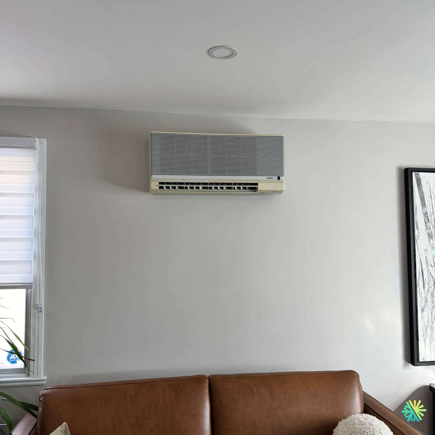 Installation d’une thermopompe murale Sharp à Rosemont–La Petite-Patrie