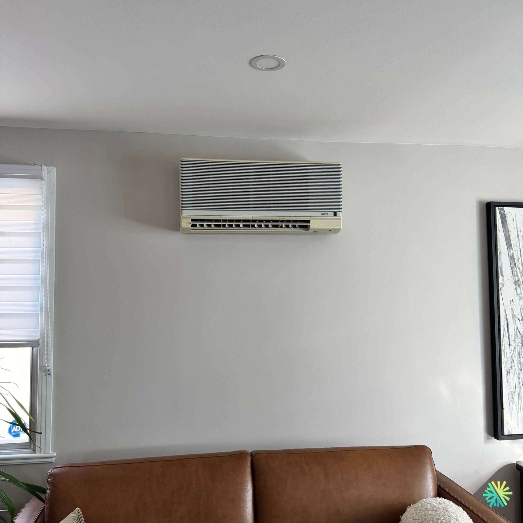 Installation d’une thermopompe murale Sharp à Rosemont–La Petite-Patrie