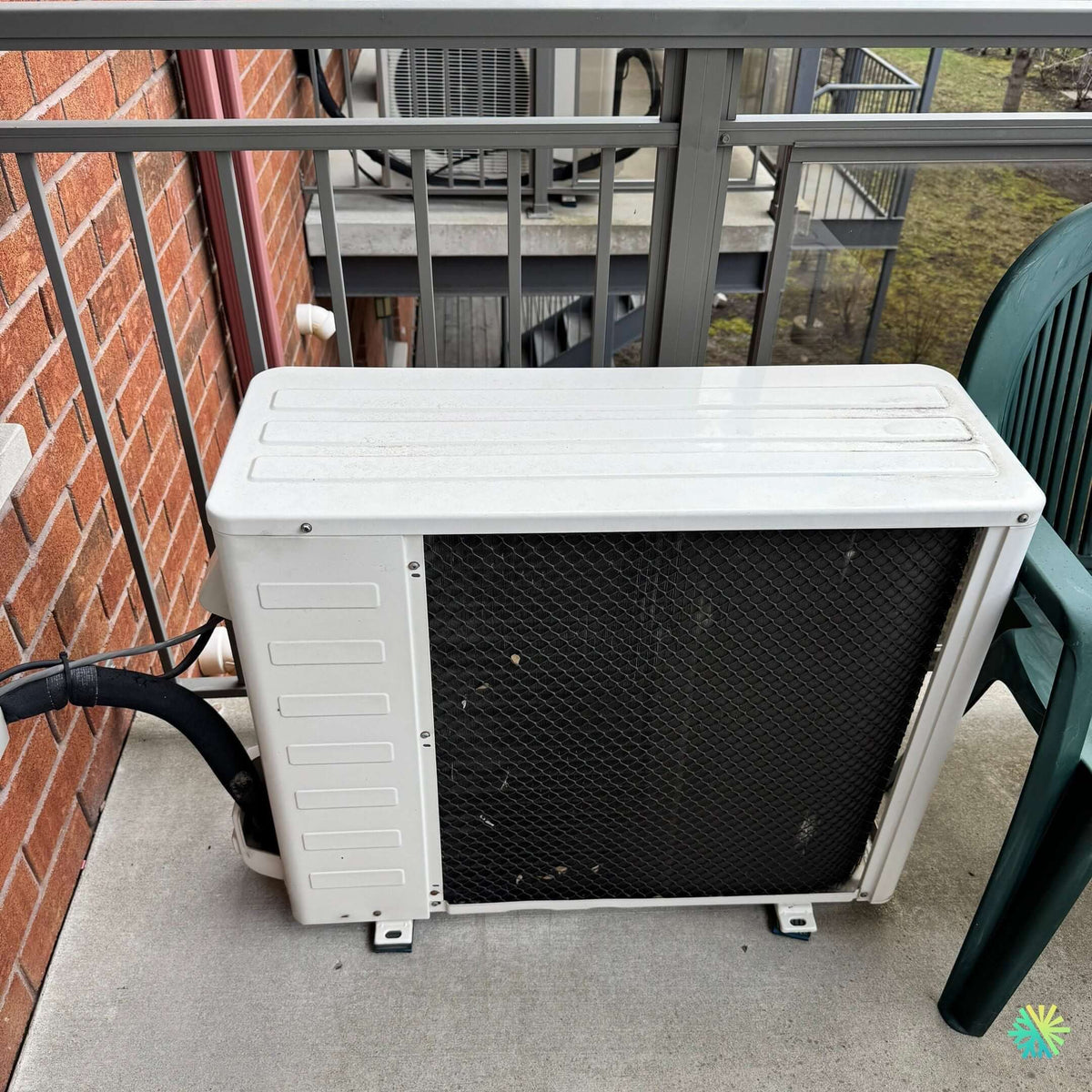 Réparation d’une thermopompe murale Gree à Outremont