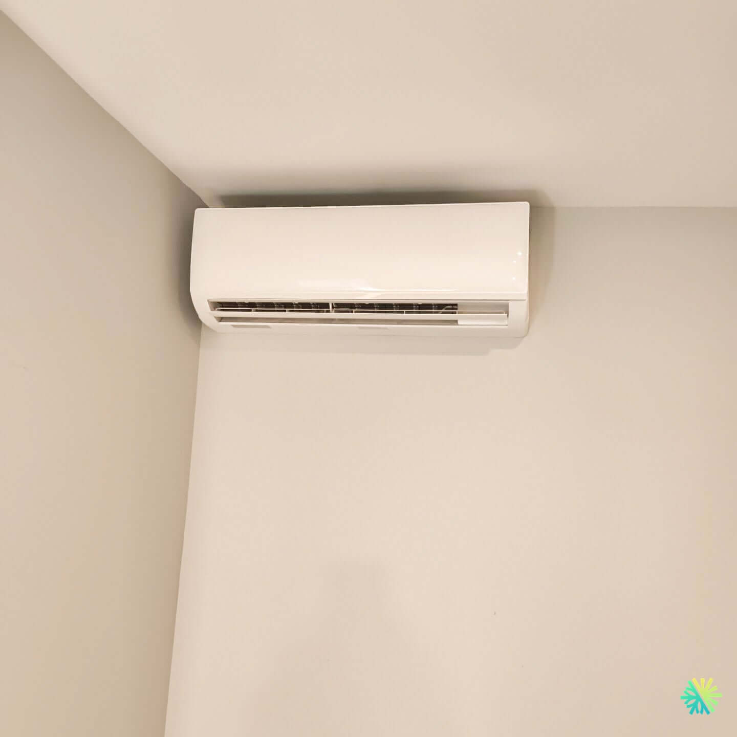 Climatiseur mural intelligent : pourquoi votre smartphone pourrait être votre meilleur allié cet été à Laval