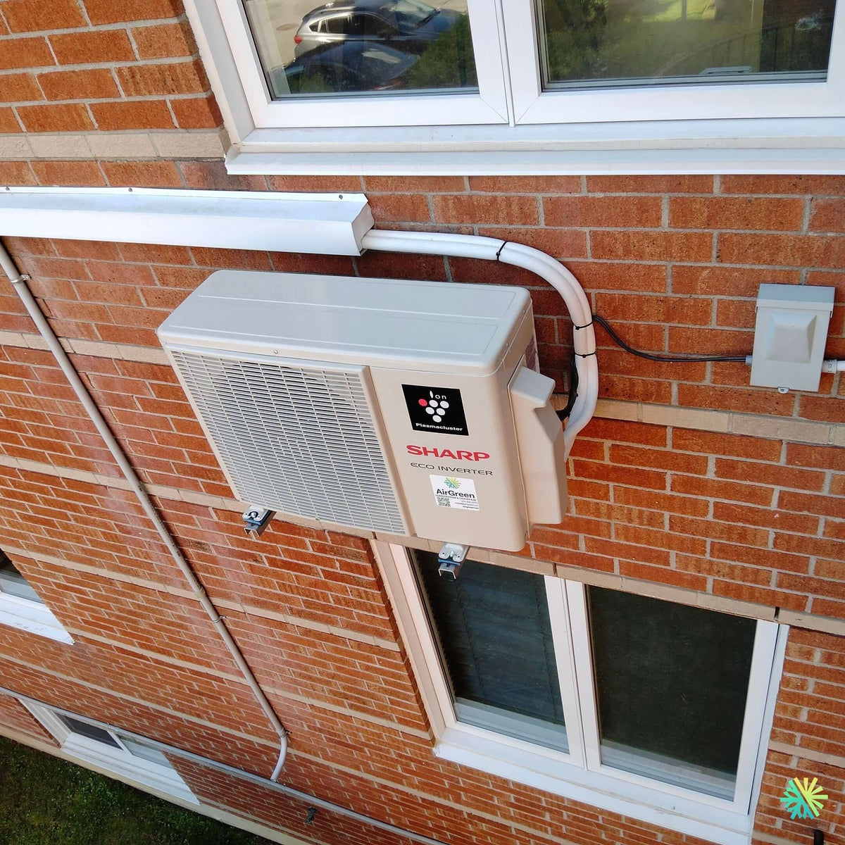 Installation d’une thermopompe murale Sharp ZU1 à Saint-Laurent