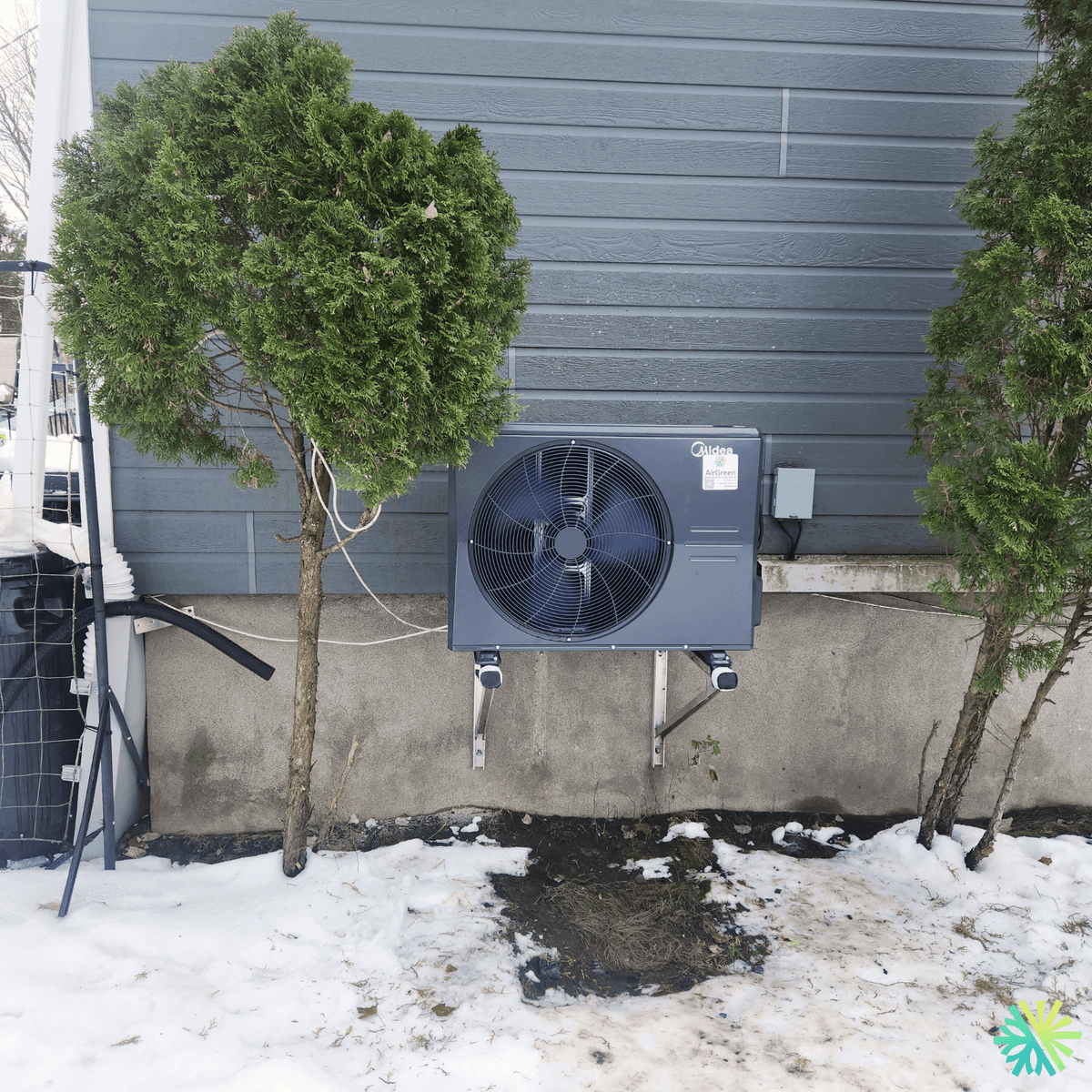 Midea wall-mounted heat pump installation in Sainte-Rose (Laval): a reliable solution for Quebec winters