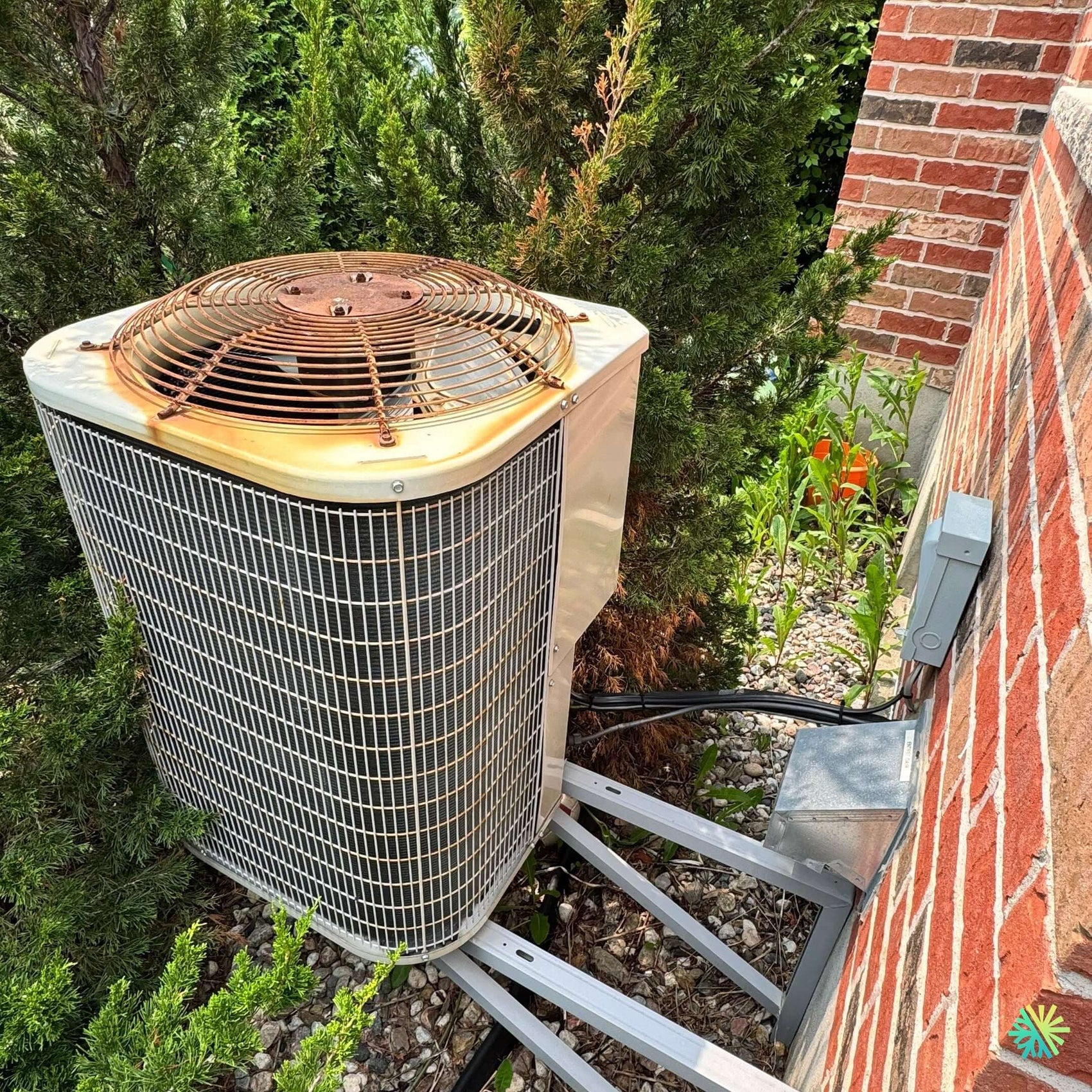 Nettoyage d’une thermopompe centrale à Terrebonne