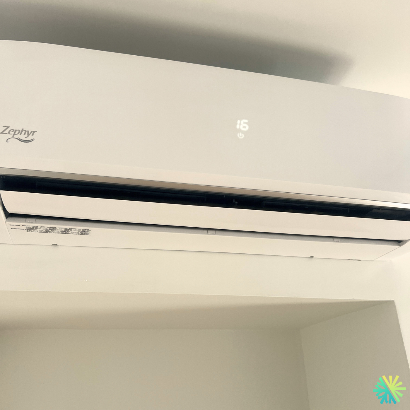 Réparation d’une thermopompe murale Zephyr à Ville-Marie (Montréal) : performance retrouvée, confort stabilisé