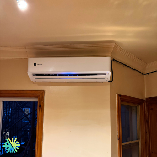 Installation d’une thermopompe murale SHARP ZHU1 12 000 BTU à Outremont