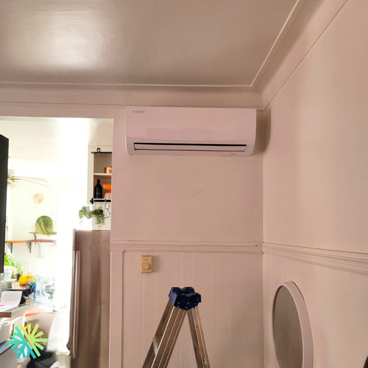 Installation d'une thermopompe murale Tosot LomoPlus UltraHeat à Bois-des-Filions