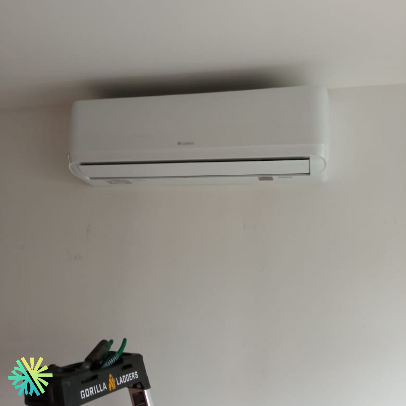 Installation d'une thermopompe murale Gree Livo Gen4 à La Prairie
