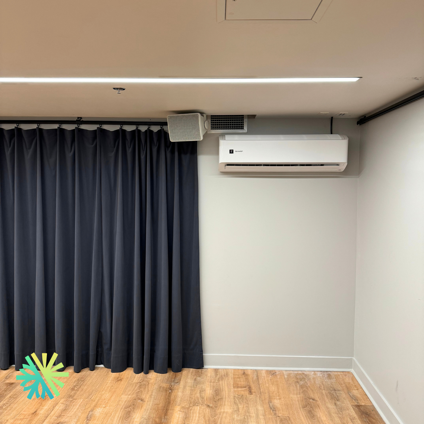 Installation d’une thermopompe murale Sharp ZU1 à Montréal-Est