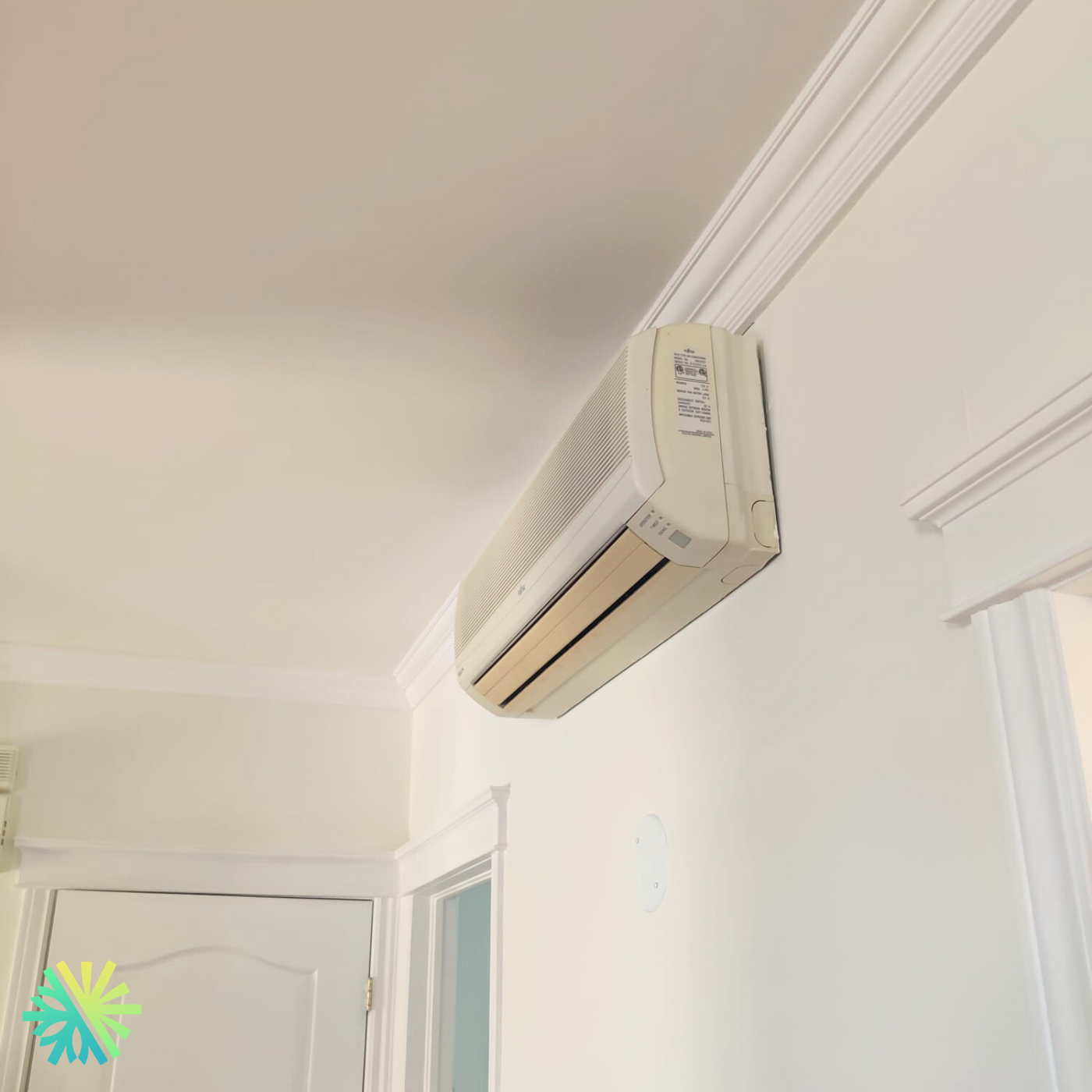 Réparation professionnelle d'une thermopompe Mini Split FUJITSU à Terrebonne