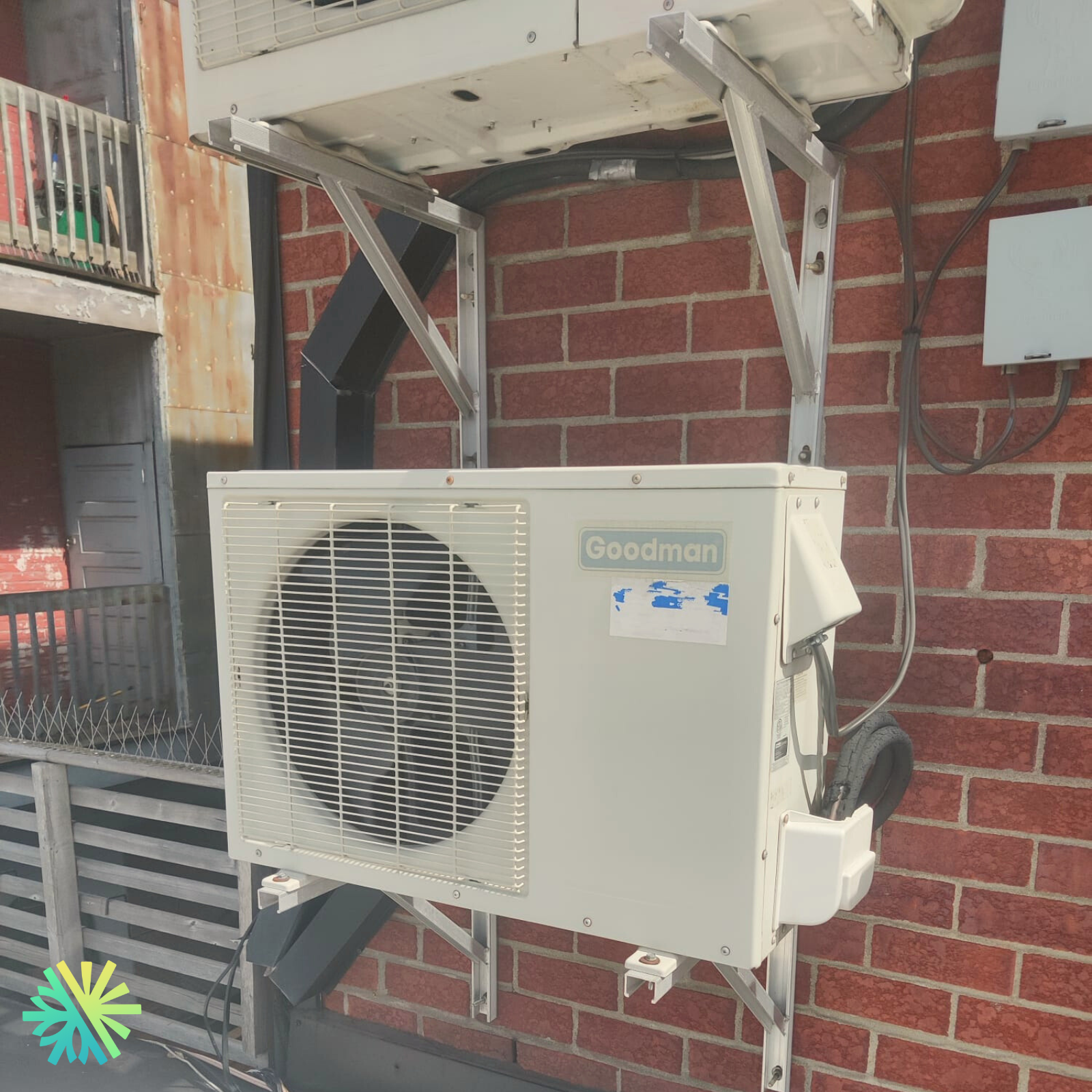 Réparation d'une thermopompe Mini Split Goodman à LaSalle