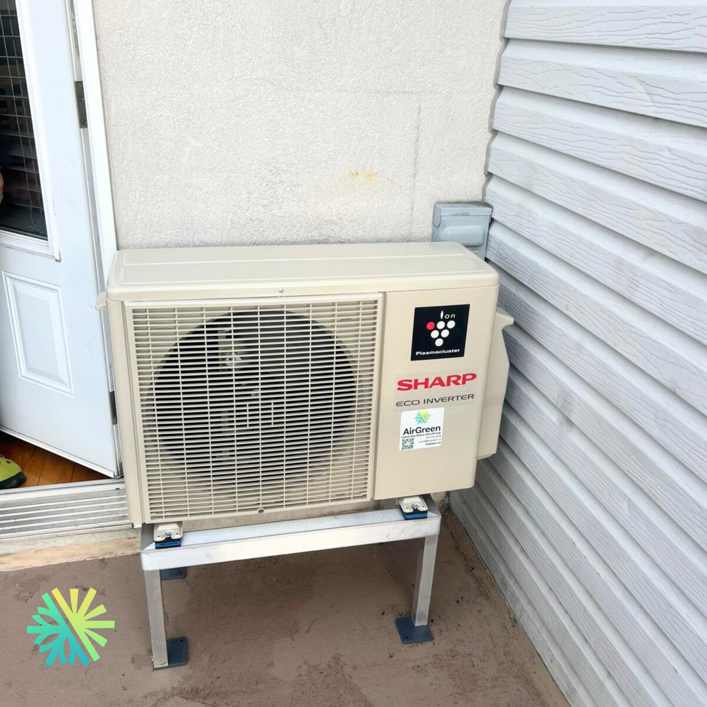 Installation d’une thermopompe murale Mini Split SHARP ZHU1 à Deux-Montagnes