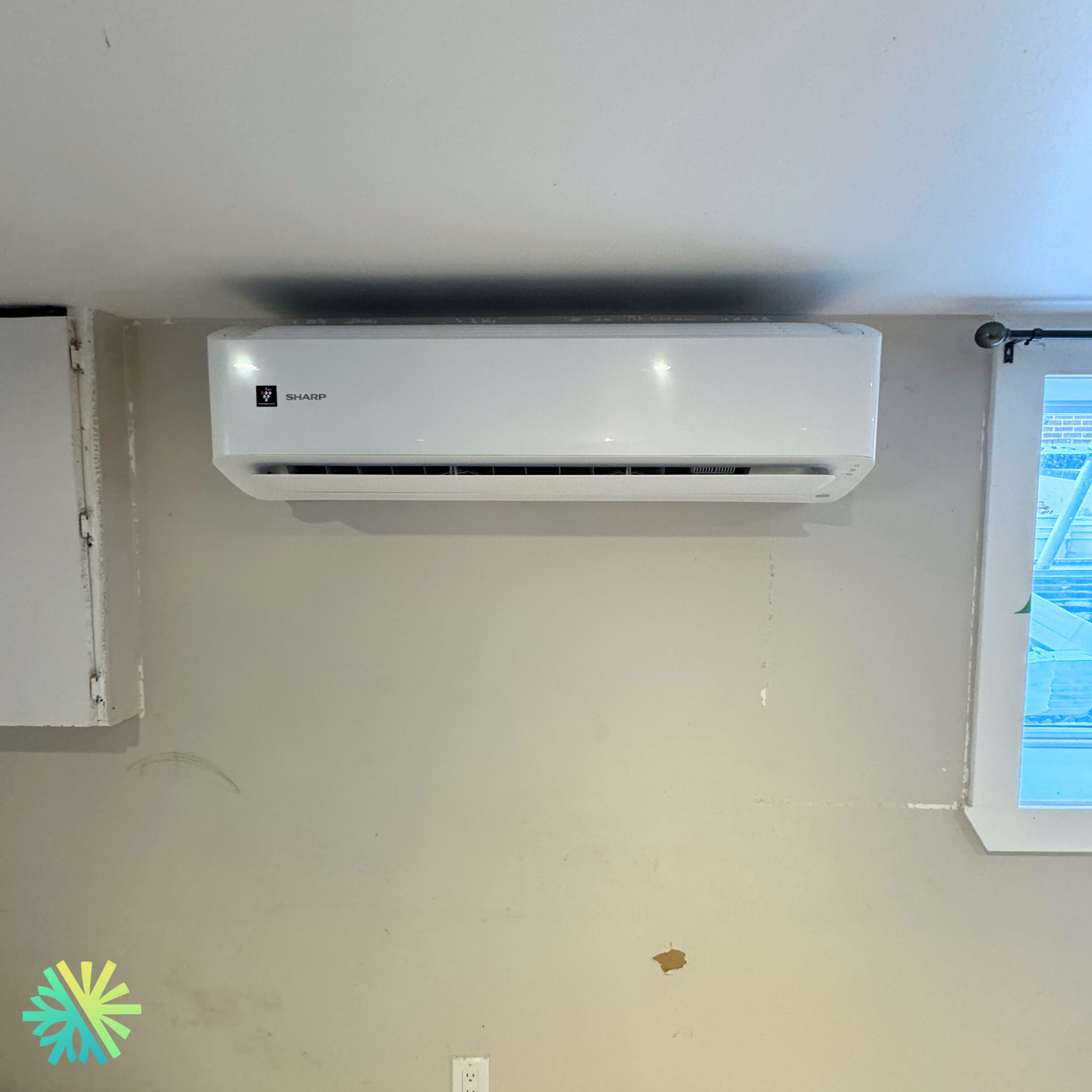 Installation d'une thermopompe murale SHARP ZHU1 à Baie-D'Urfé