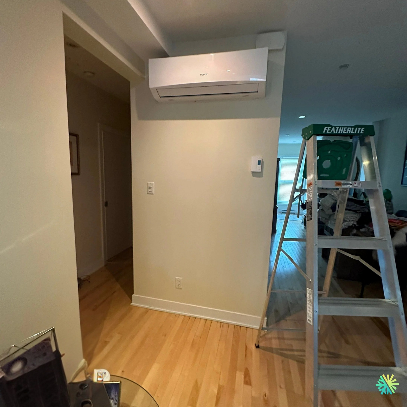 Installation d’une Tosot climatiseur mural à Côte-des-Neiges–Notre-Dame-de-Grâce