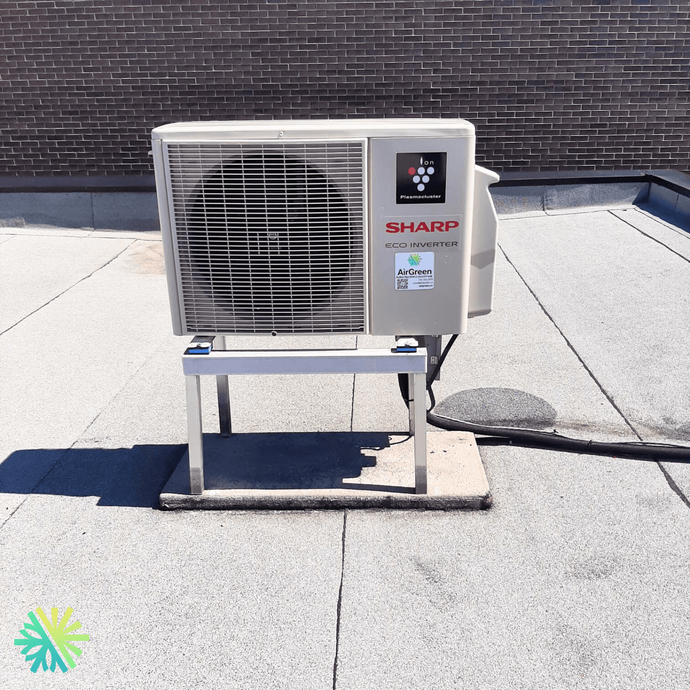 Installation d’une Thermopompe Murale Sharp ZHU à Lachine, Montréal