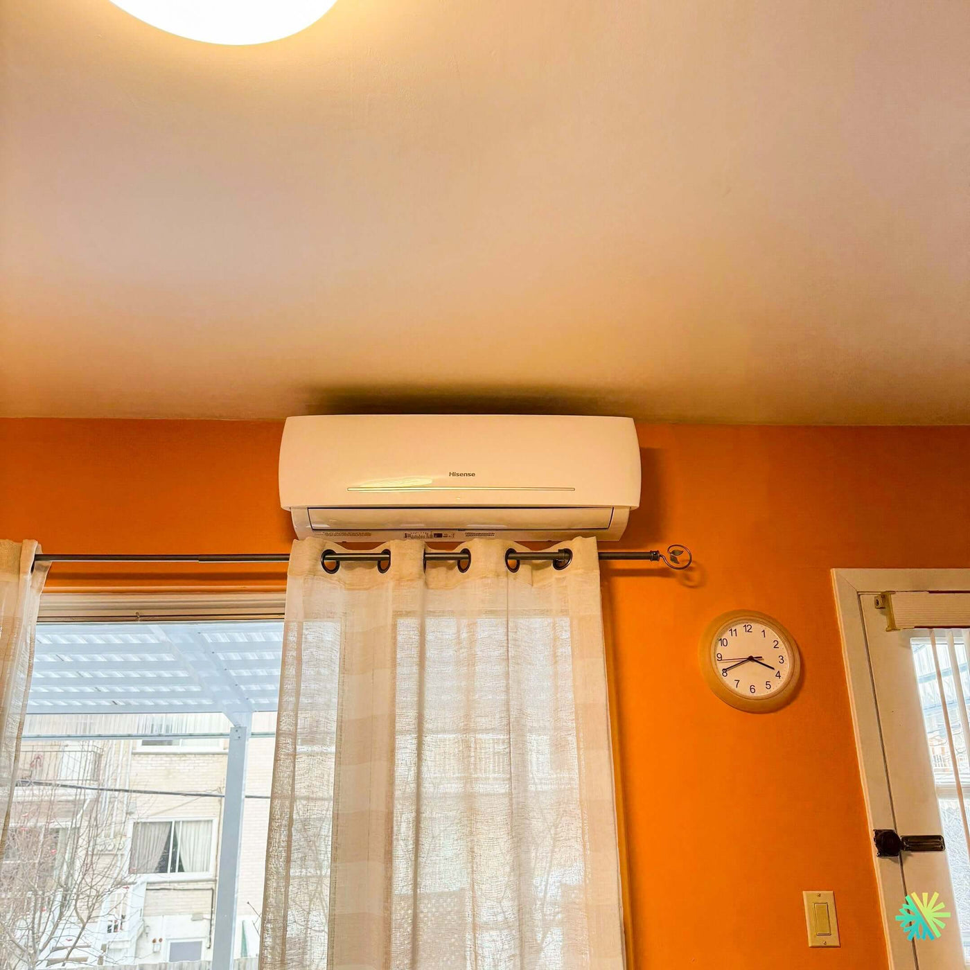 Thermopompe murale : peut-on vraiment croire les promesses des publicités énergétiques ?