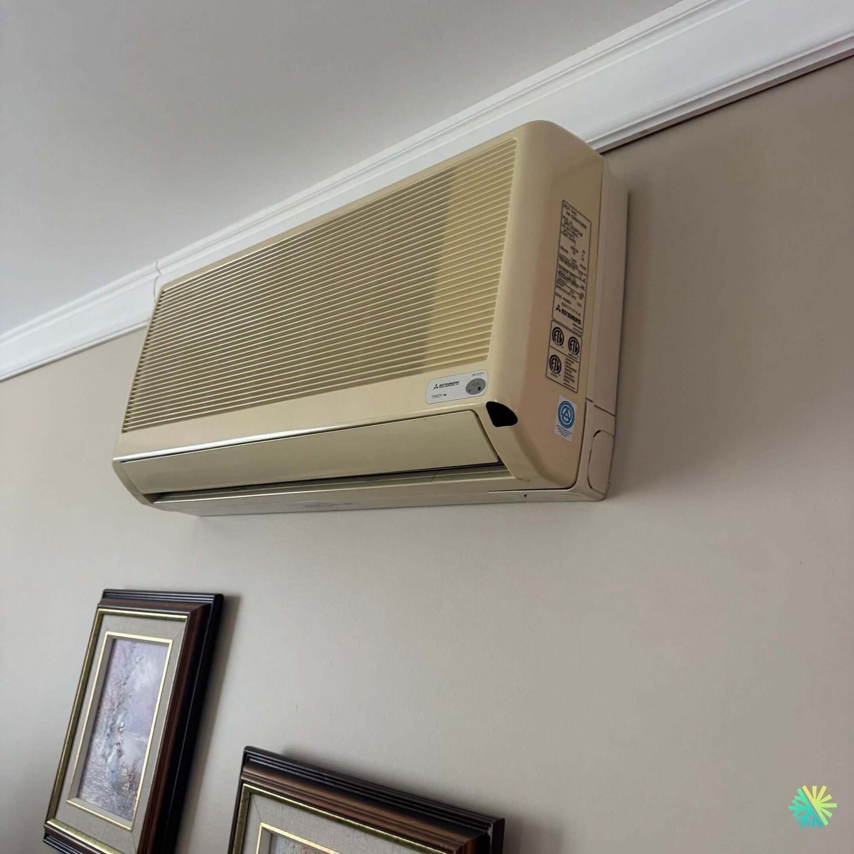 Réparation d’un climatiseur mural Mitsubishi à Sainte-Thérèse