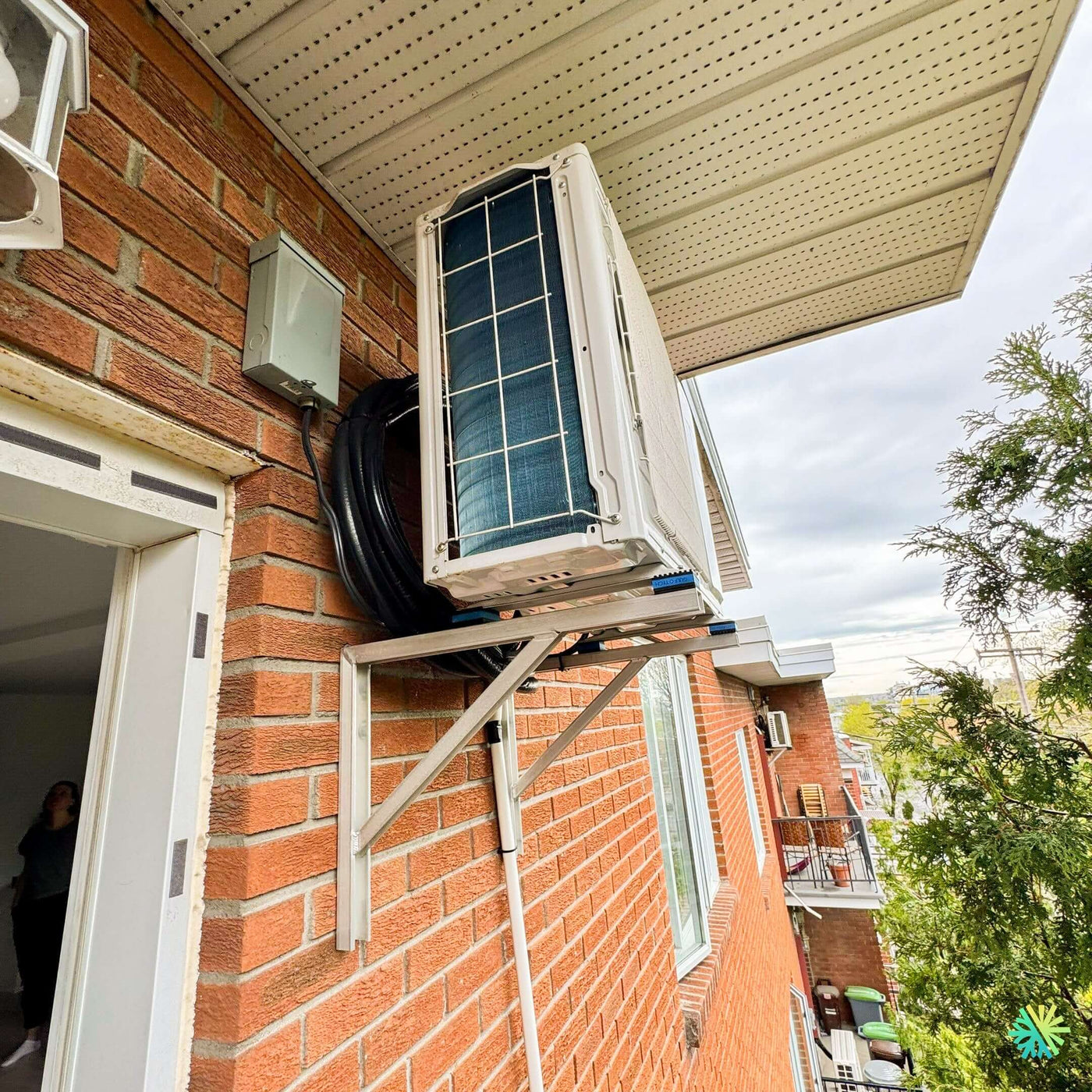 Pourquoi cette maison de retraite montréalaise a choisi des thermopompes multizones au lieu du chauffage électrique traditionnel ?