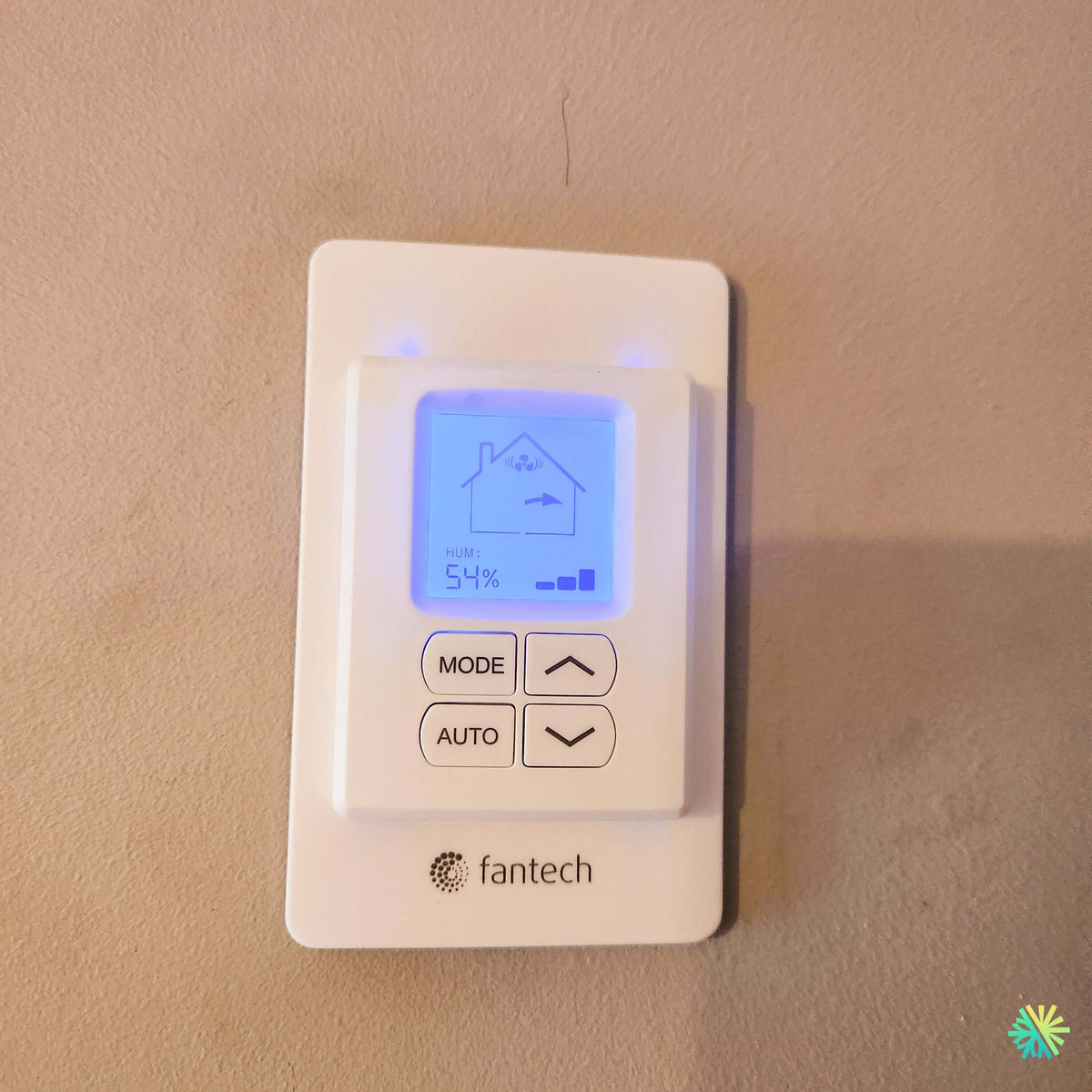 Installation d'un échangeur d'air FANTECH HERO 100E dans l'arrondissement de Verdun, à Montréal