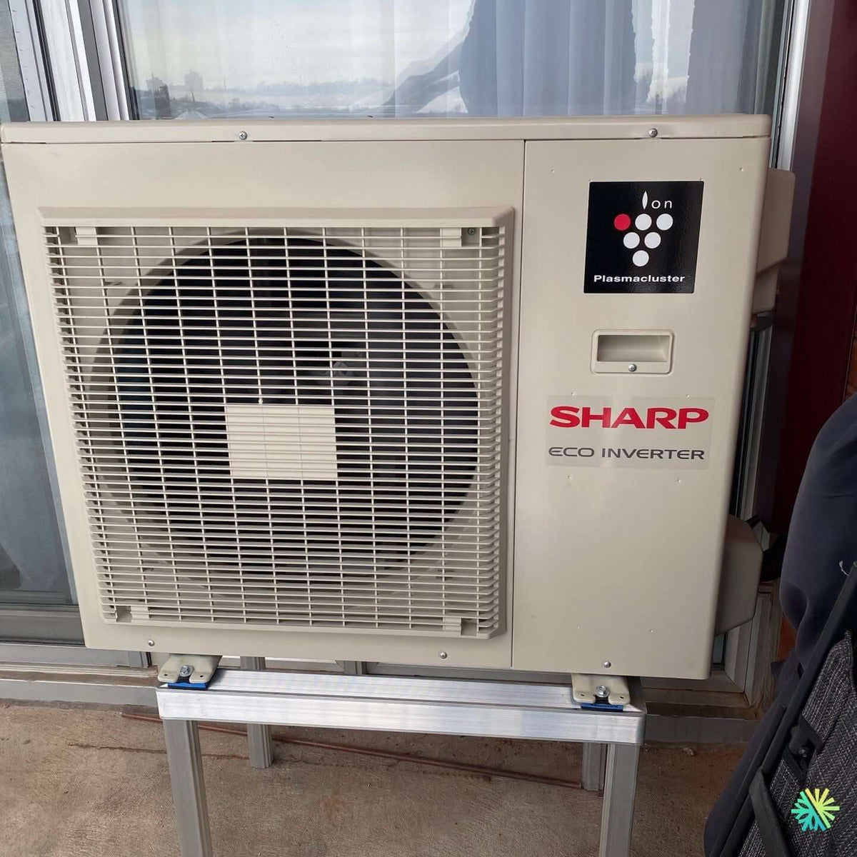 Installation d’une Sharp (série ZU1) thermopompe murale à LaSalle