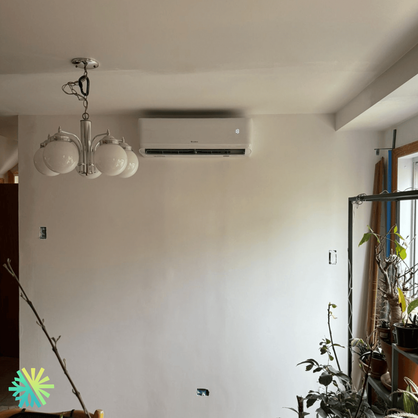 Installation d'une thermopompe murale Gree Vita à Montréal-Est