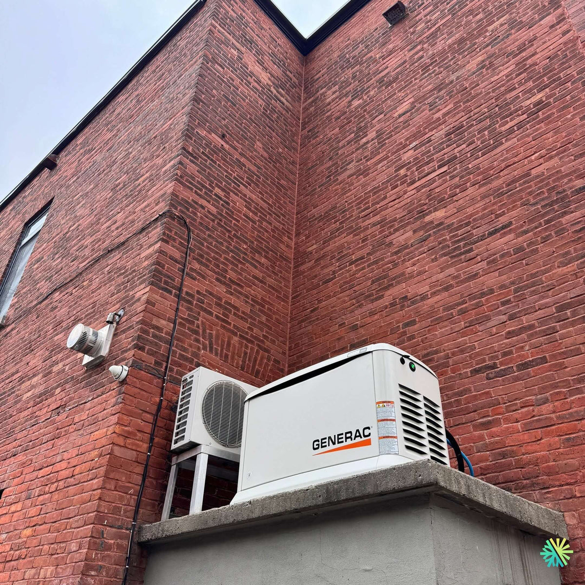 Réparation d’une thermopompe murale Midea à Rosemont–La Petite-Patrie