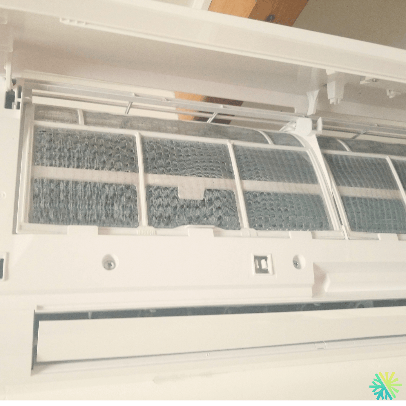 Réparation d’une thermopompe murale Tosot à Rosemont–La Petite-Patrie