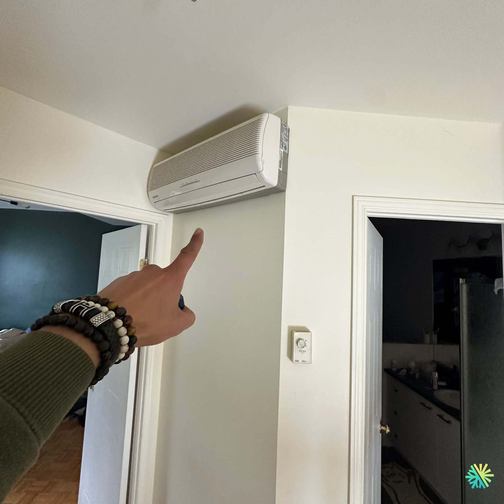 Réparation d’une thermopompe murale Fujitsu à Brossard