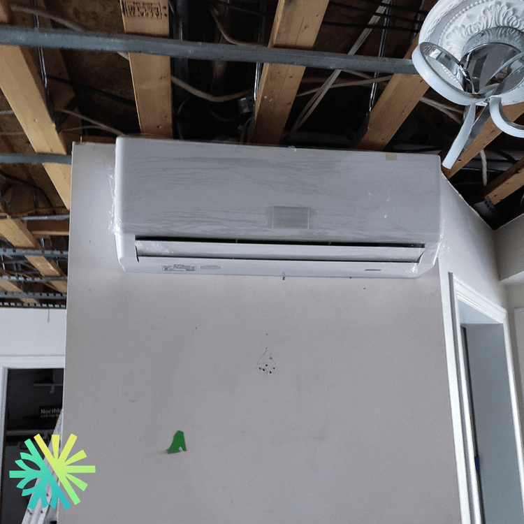 Cassette de plafond ou climatiseur mural à Laval ? Les experts AirGreen tranchent