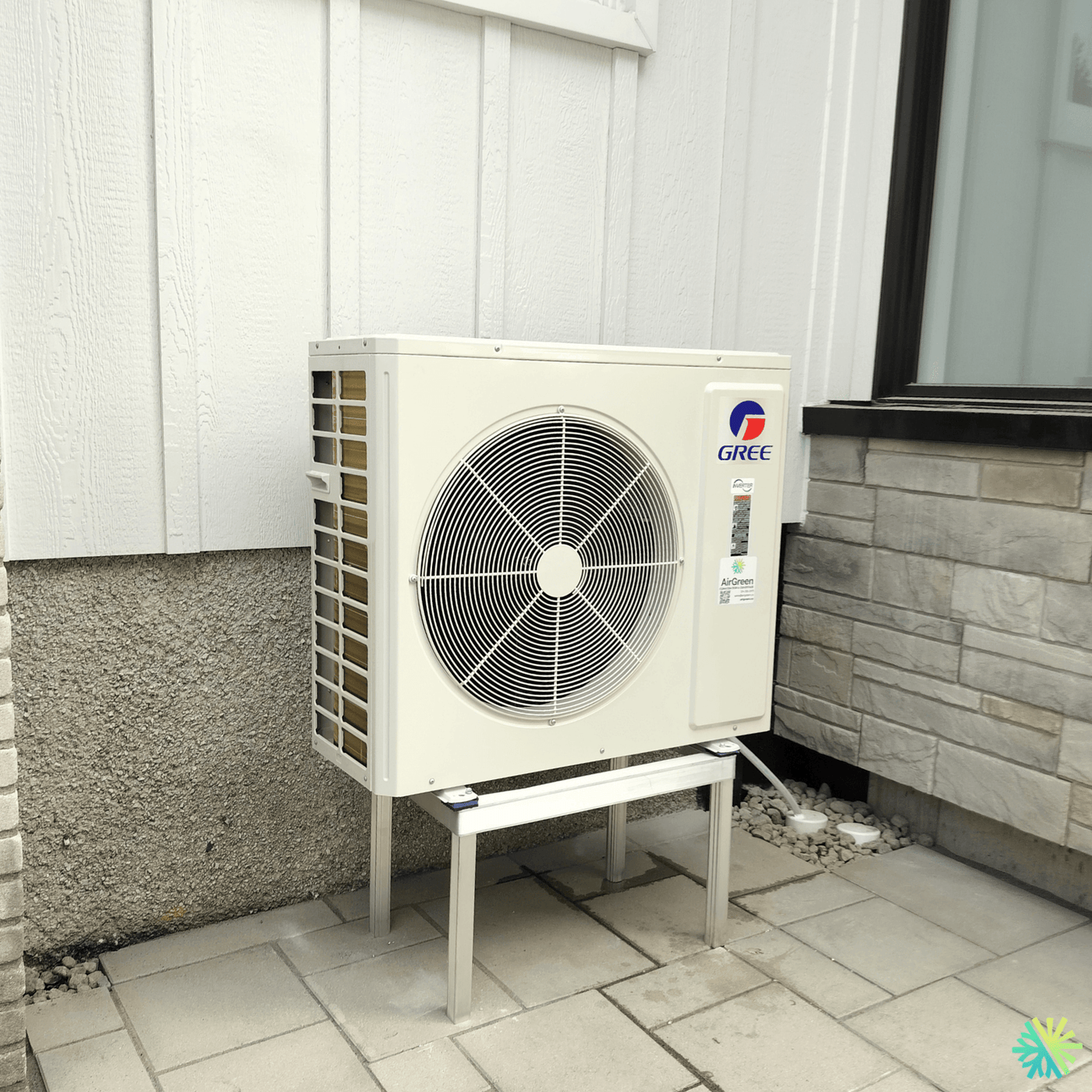 Installation d’une thermopompe murale Gree à Côte-des-Neiges