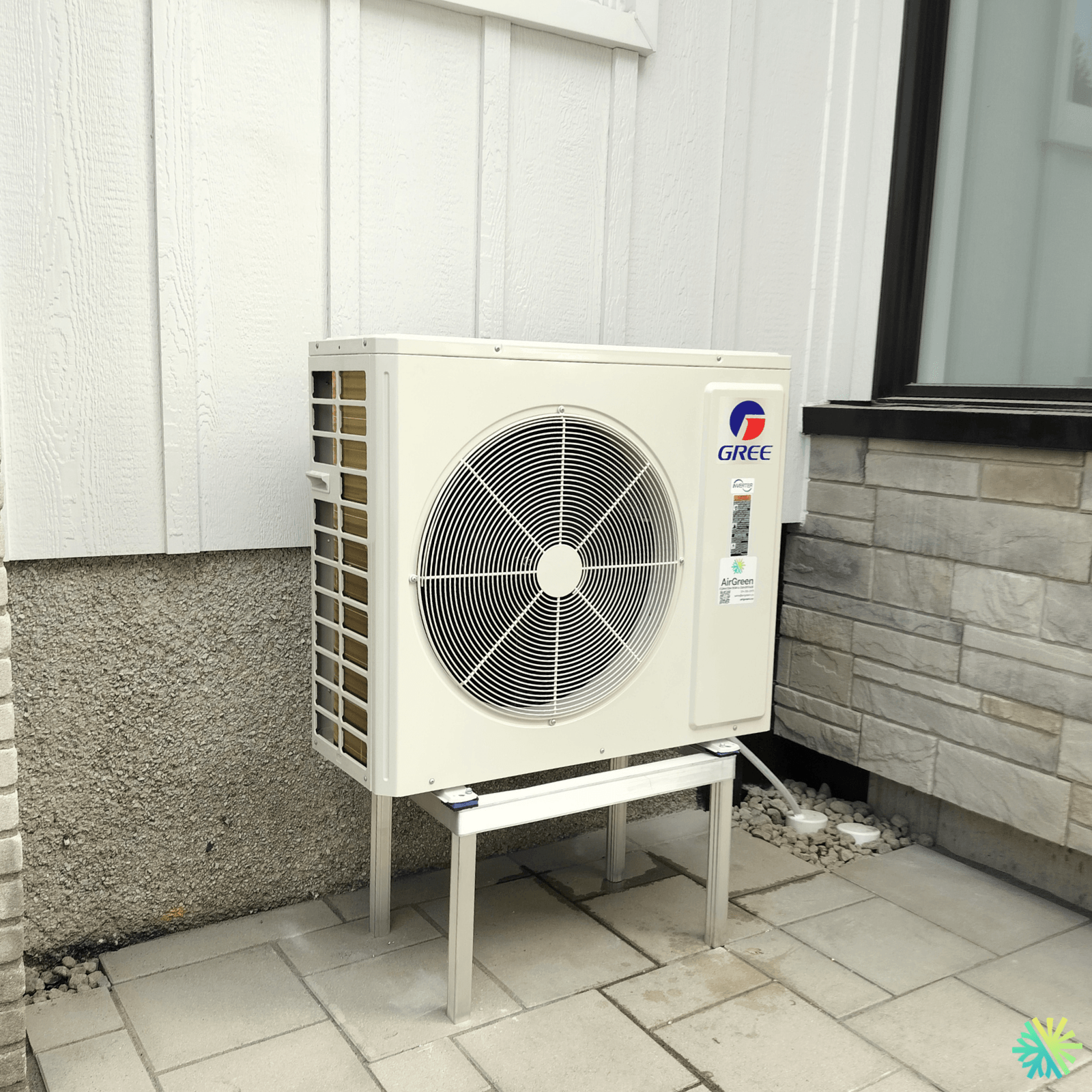 Installation d’une thermopompe murale Gree à Côte-des-Neiges
