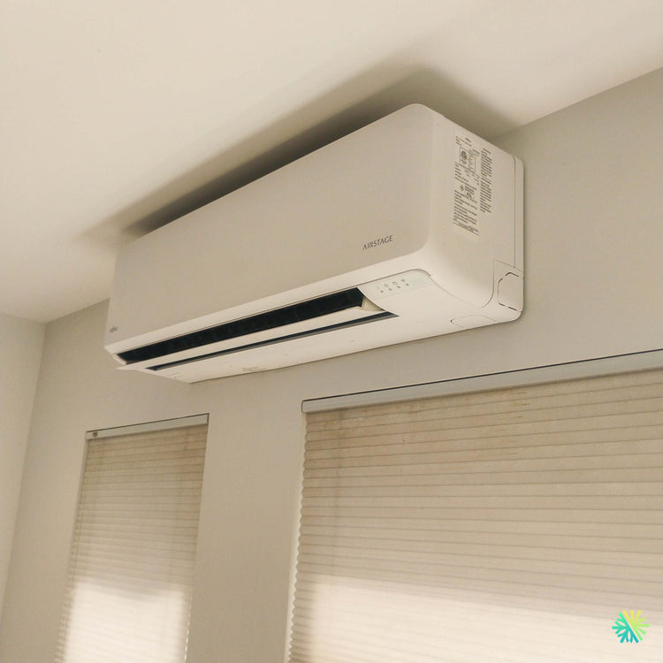 Installation d’une thermopompe murale FUJITSU ORION XLTH KZAH R-32 12 000 BTU au Sud-Ouest de Montréal
