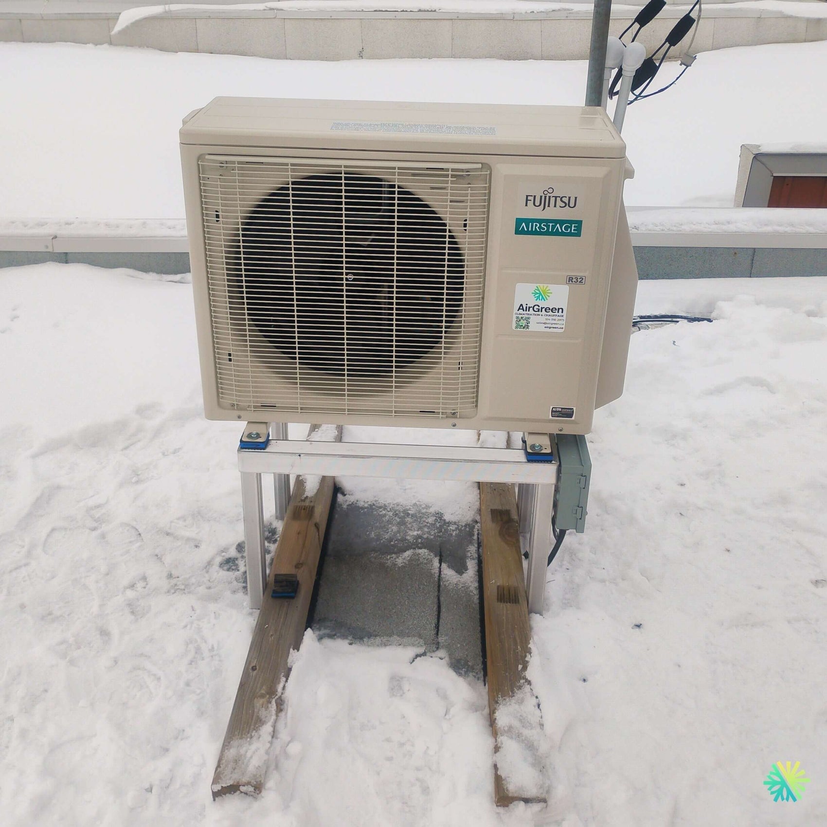 Installation d’une thermopompe murale FUJITSU ORION XLTH 12 000 BTU à Mercier–Hochelaga-Maisonneuve, Montréal