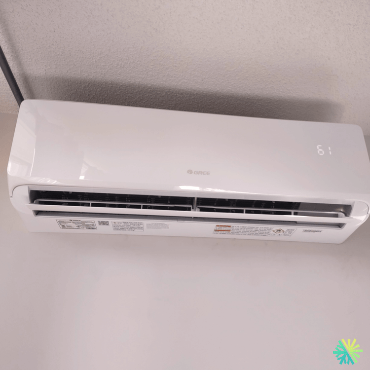 Installation d’une thermopompe murale Gree à Laval-des-Rapides