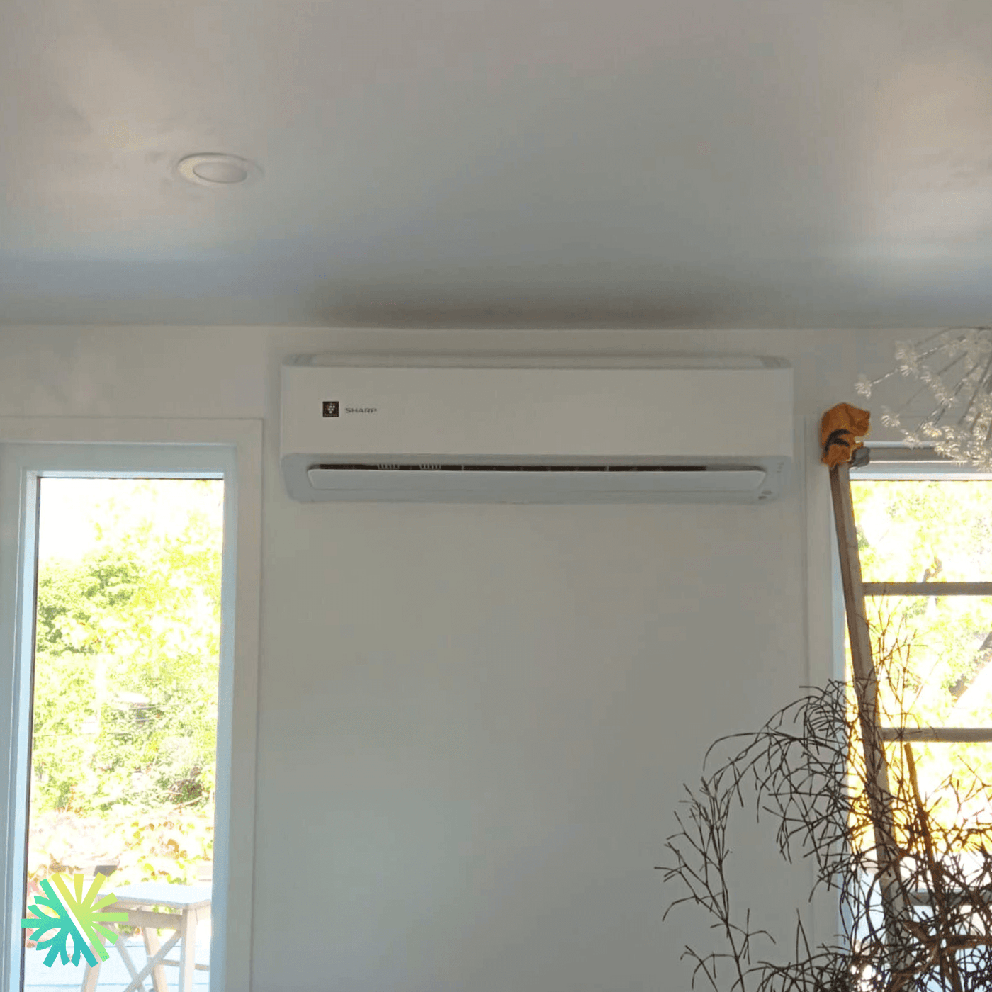 Installation d’une thermopompe murale SHARP ZHU1 à Île-Bizard–Sainte-Geneviève