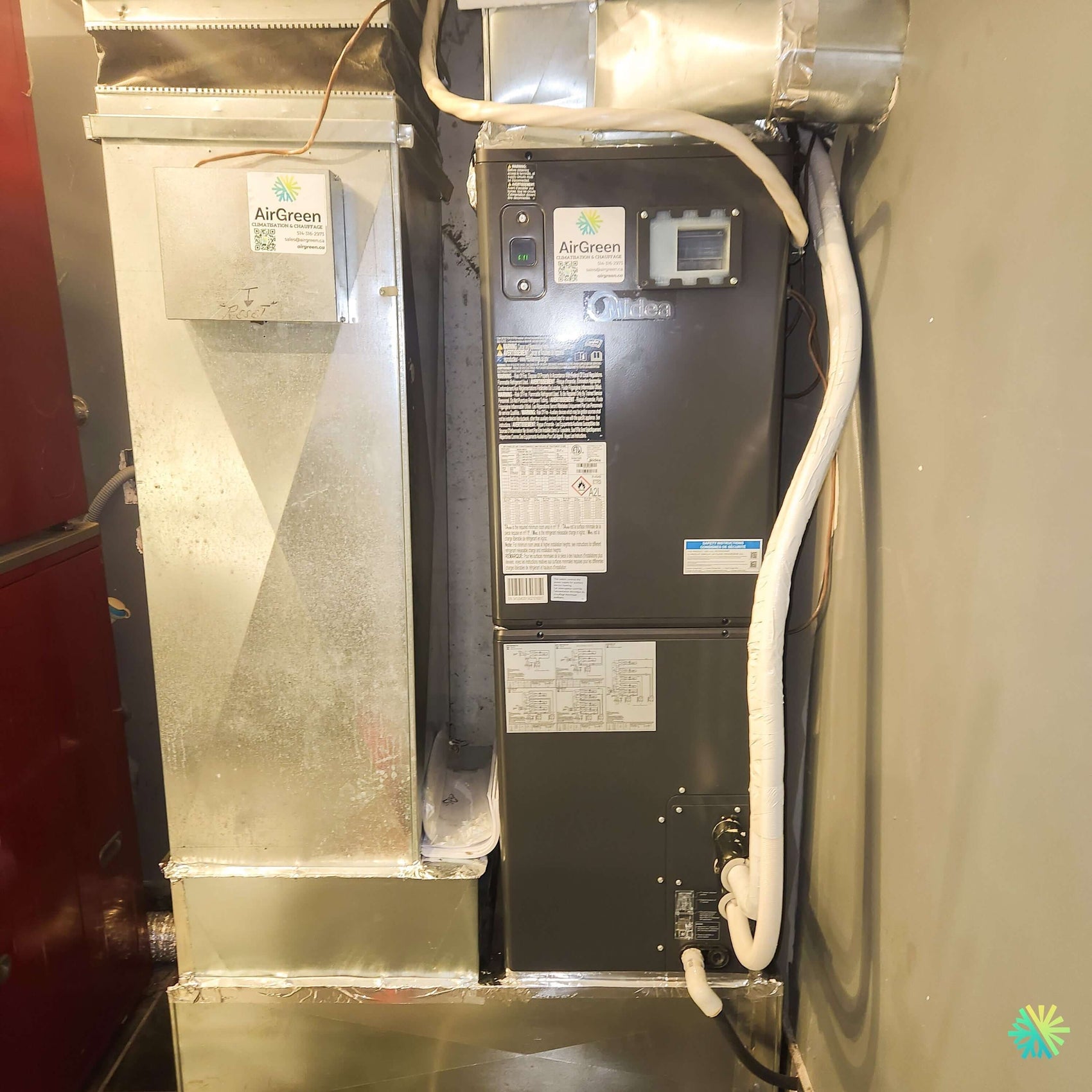Installation d’une Fournaise Électrique MIDEA EVOX G3 4 Tonnes avec système central Air Handler à Saint-Lambert