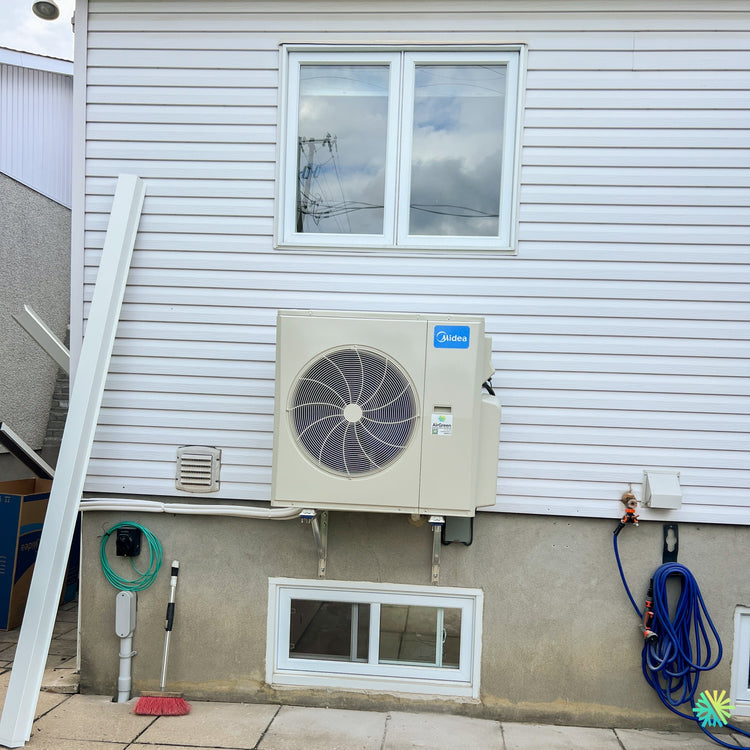 Installation d’une thermopompe triple zone MIDEA 28 à Mont-Saint-Hilaire, sur la Rive-Sud de Montréal