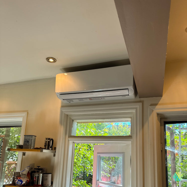 Installation d'une thermopompe murale 2 têtes GREE FreeMatch R32 (GWHD(24)ND6MO) à Beaconsfield, dans le West Island de Montréal