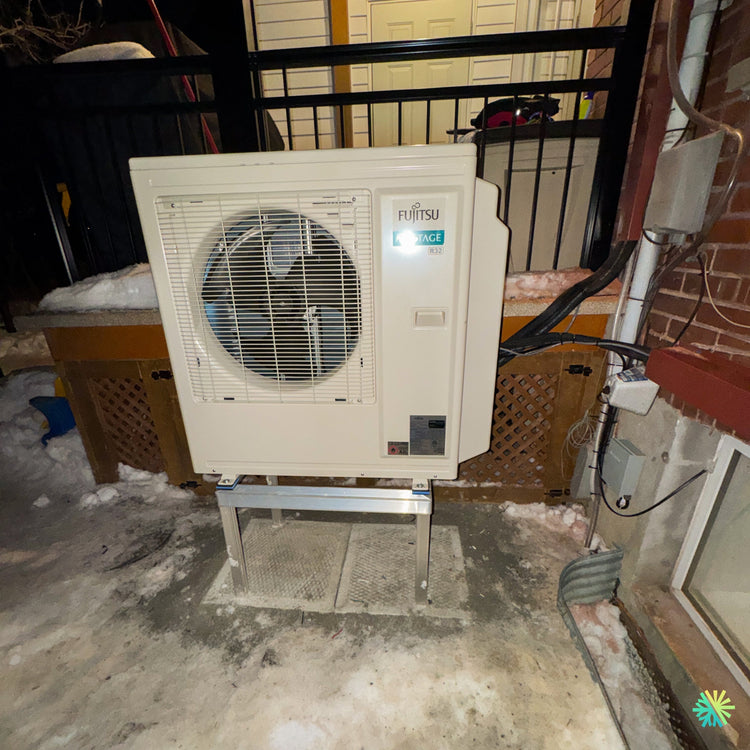 Installation d’une thermopompe FUJITSU Aquila R32 DoubleZone 36 000 BTU à Saint-Eustache