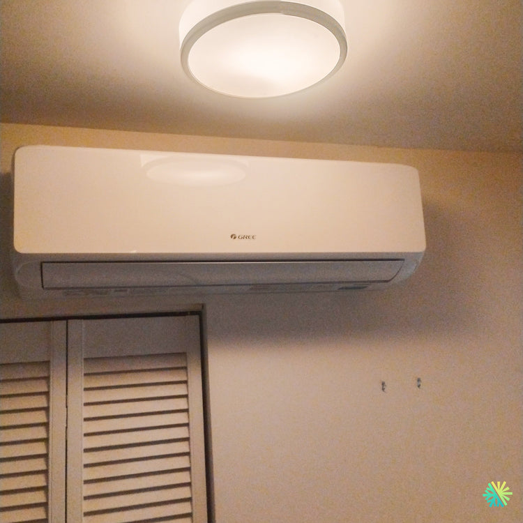 Installation d’une thermopompe 3 têtes GREE FREEMATCH R32 à Richelieu, en Montérégie