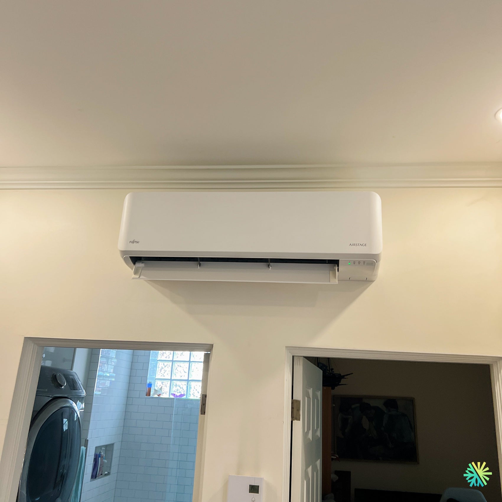 Installation d’une thermopompe double zone Fujitsu Aquila XLTH à Kahnawake, sur la Rive-Sud de Montréal