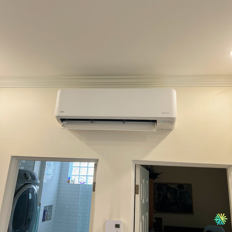 Installation d’une thermopompe double zone Fujitsu Aquila XLTH à Kahnawake, sur la Rive-Sud de Montréal