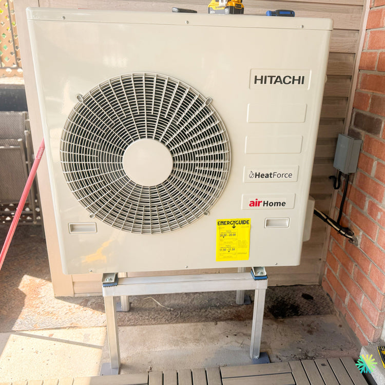Installation d’une thermopompe multizone triple zone HITACHI airHome Multi HeatForce à Senneville