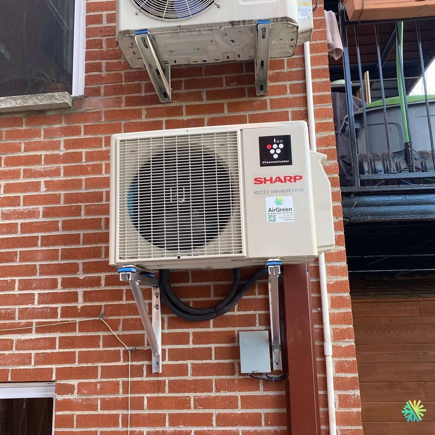 Installation d’une Sharp Eco Inverter thermopompe murale à Mercier–Hochelaga-Maisonneuve