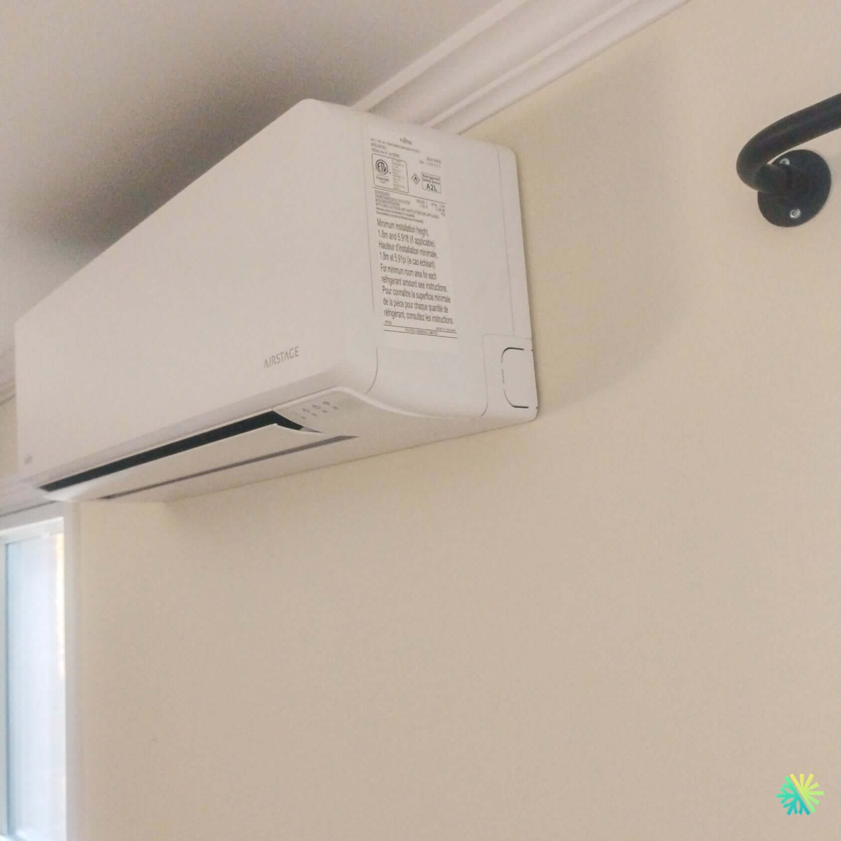 Installation d’une thermopompe murale FUJITSU ORION XLTH KZAH R-32 12 000 BTU à Beaconsfield