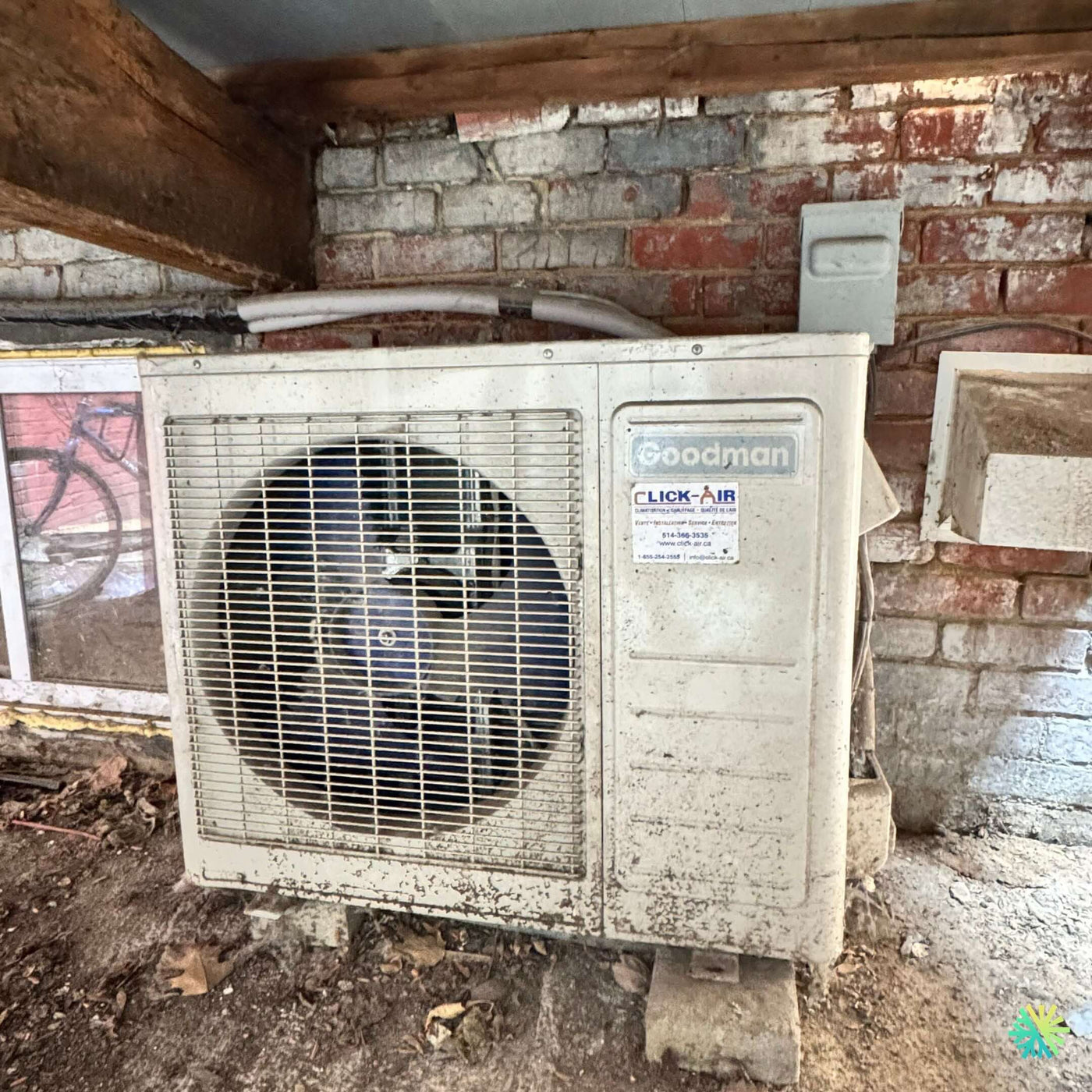 Nettoyage d’une thermopompe murale Goodman à Rosemont–La Petite-Patrie