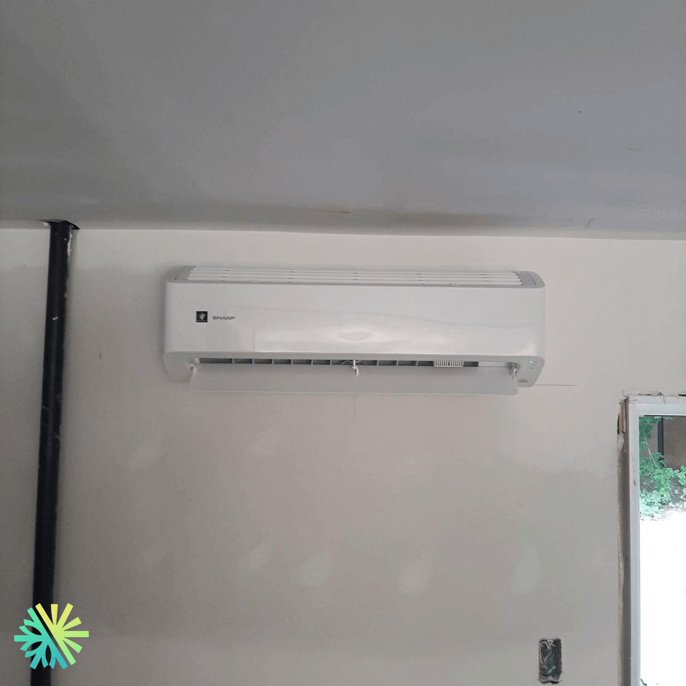 Installation d’une thermopompe Sharp BU Triple Zone à Pierrefonds