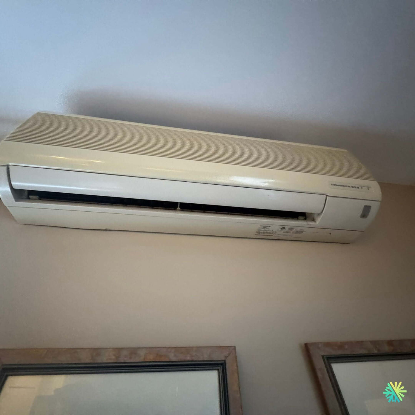 Réparation d’un climatiseur mural Hitachi à Sainte-Anne-de-Bellevue