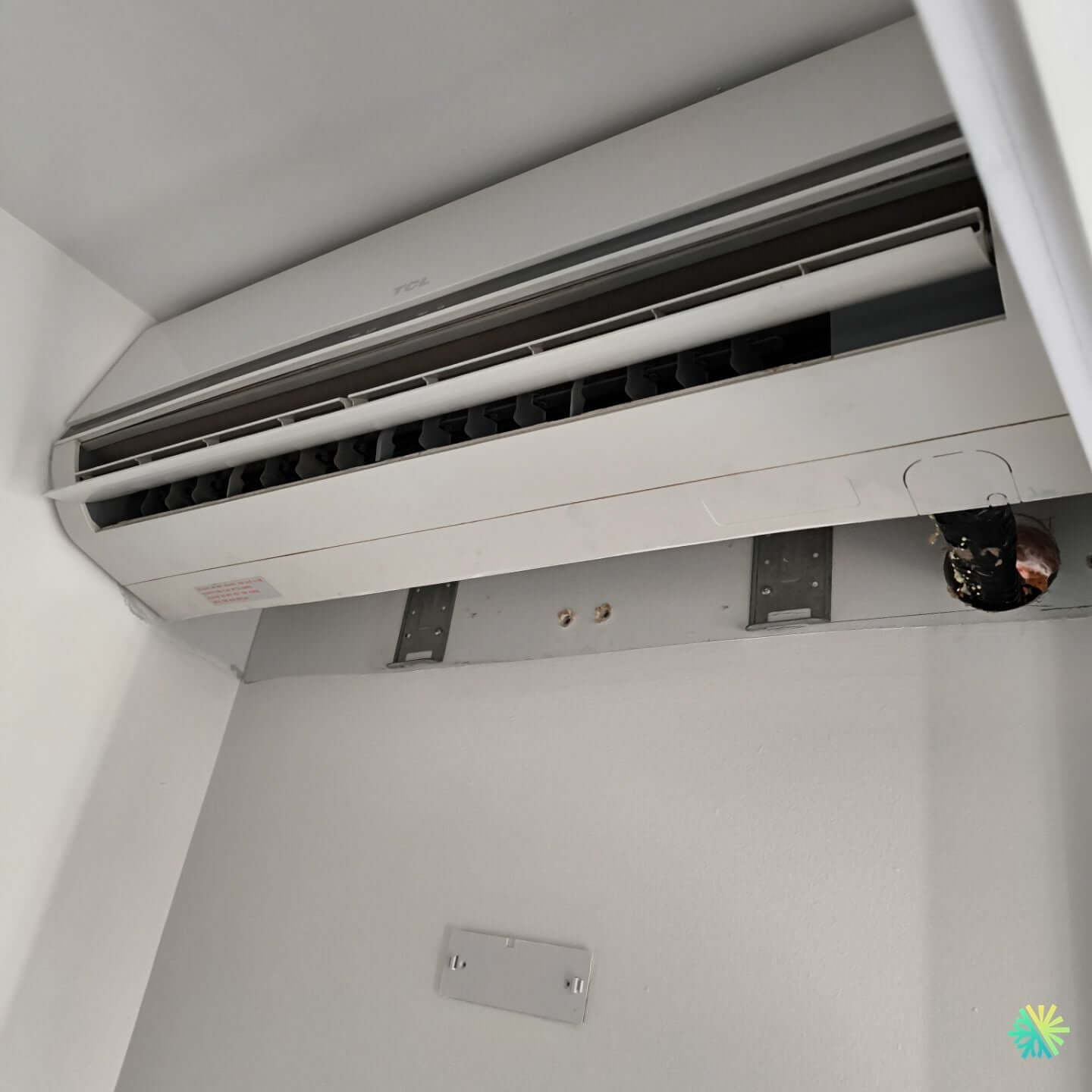 Réparation d’un climatiseur mural TCL à Longueuil