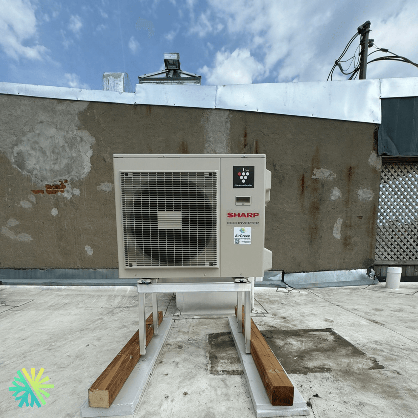 Installation d'une thermopompe murale Sharp ZU1 à Longueuil