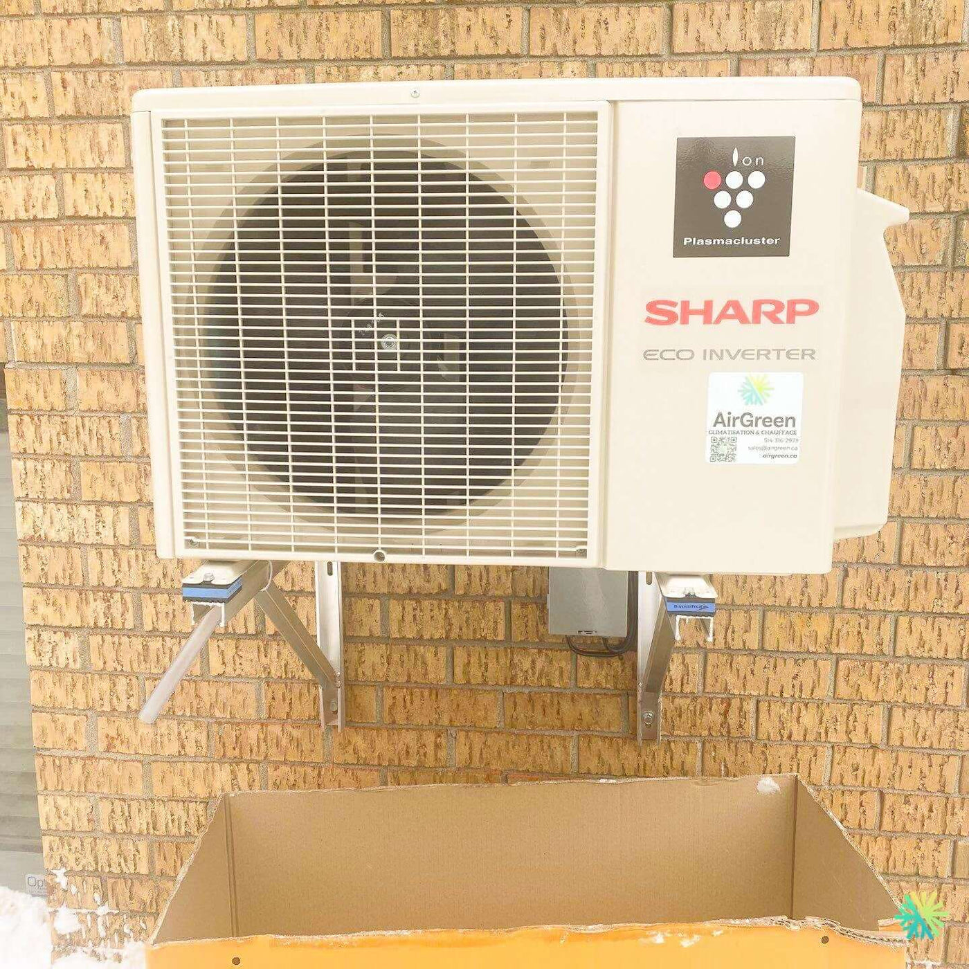 Installation d’une Thermopompe Murale SHARP ZU1 12000 BTU à Laval – Un Confort Écoénergétique Adapté au Climat Québécois